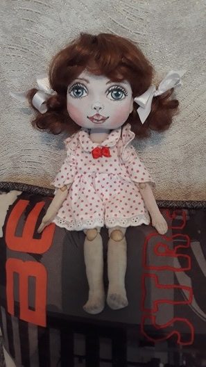 Текстильные куклы фото. Кукла в новом образе.